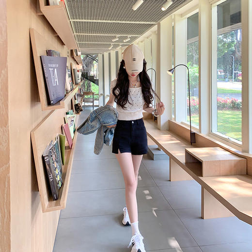 【129元任选2件】现货！方领波点上衣 商品图3