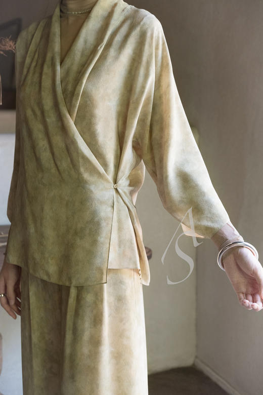 Cortana  花卉晕染ADA系扣真丝上衣 商品图0