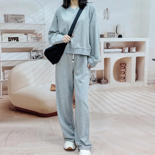馥迦恣意休闲V领卫衣套装 商品图2