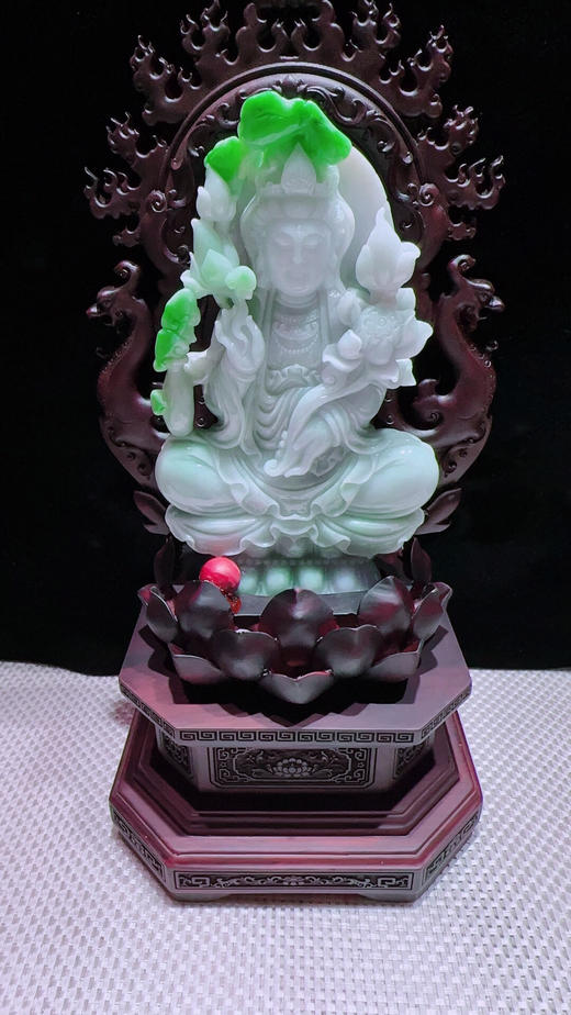 620347翡翠摆件【观音】 商品图5