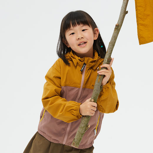 OUTnABOUT出门走走 24AW 儿童三防轻便耐磨尼龙外套 商品图3