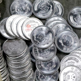 1982年5分硬币，原盒原卷！