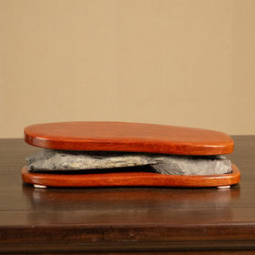 二十世纪 水坑大西洞端溪砚（红木盖底）