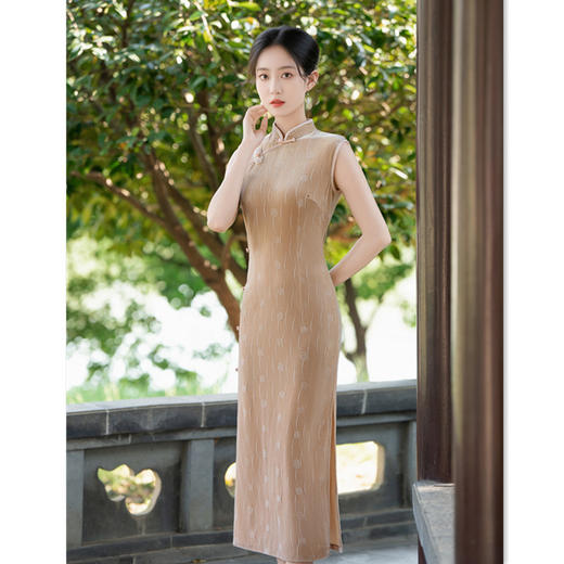 2024秋季新款日常可穿无袖时尚改良新中式披肩旗袍两件套SYK801170 商品图3