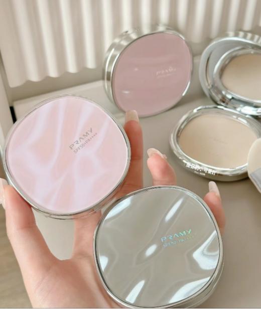 🌈【柏瑞美新款防晒粉饼】⏰SPF50+ PA++++的高倍防晒，♥️补妆的同时还能补防晒； 粉质巨巨巨细腻柔滑， 商品图3