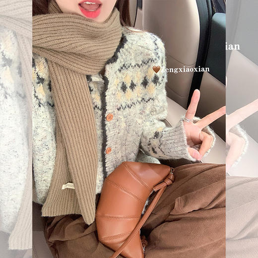 <曾小咸推荐>时尚百搭民族风灰杏色圆领毛衣开衫 商品图3