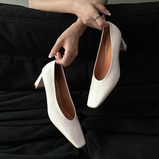 【预售5天】时装高跟鞋方头粗跟，四季通勤套脚单鞋DMJ&9318 商品图3