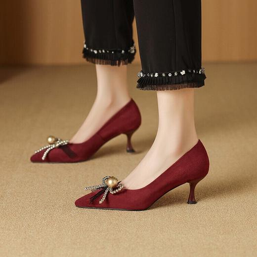 【预售5天】绒面细跟时尚单鞋，珍珠蝴蝶结浅口尖头女鞋MLS&A858 商品图0