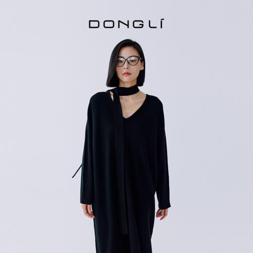 东黎 • 秀场同款 山羊绒女士秋季针织V领连衣裙 4128 商品图8