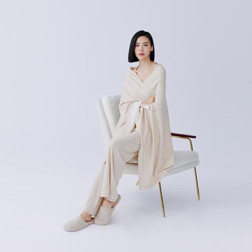 东黎 •山羊绒女士秋冬柔软保暖家用盖毯 4707 商品图0