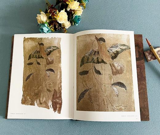 《中国敦煌美术大典》，16开精装，全10册，原箱装，孙晓编著，四川美术出版社2022年一版一印，定价：9800，售价：1350。 商品图8