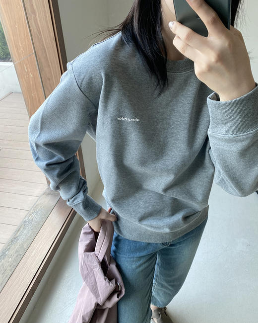 现货 THS 8.31-无 大王家 情侣款 mini字母logo印花圆领卫衣 2色 QI134 商品图2