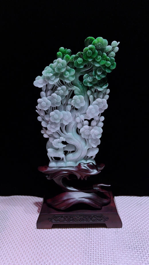 620270翡翠摆件【喜上眉梢 梅开五福】 商品图5