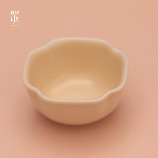 问鼎器度汝窑小梅花杯 吉雅杯 葵盏杯 菱式方杯  青莲杯  玉钩杯 绽蕊杯  直口八方杯（缺货） 商品图5