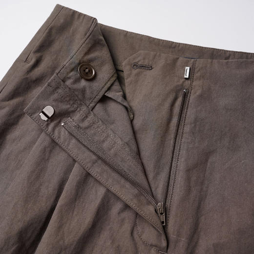 ROMI STUDIO “自在从容” *纸感棉自然肌理廓形休闲裤 431K8076 商品图3