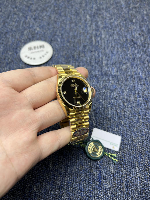 新款震撼发布 ROLEX 劳力士 星期日历型 日志36mm 宝石盘系列中性腕表，36男女皆可佩戴 无字天书 黑玛瑙 让你过目不忘！ 商品图2