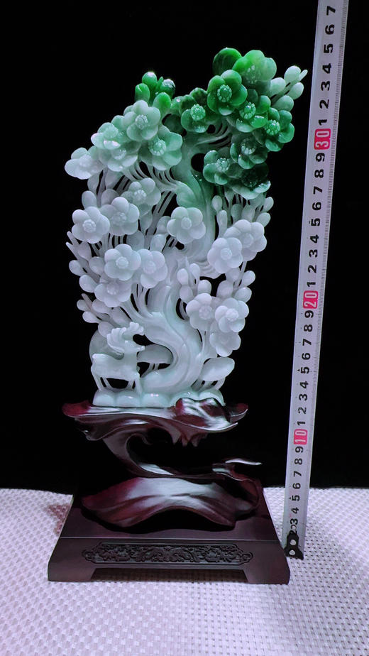 620270翡翠摆件【喜上眉梢 梅开五福】 商品图1