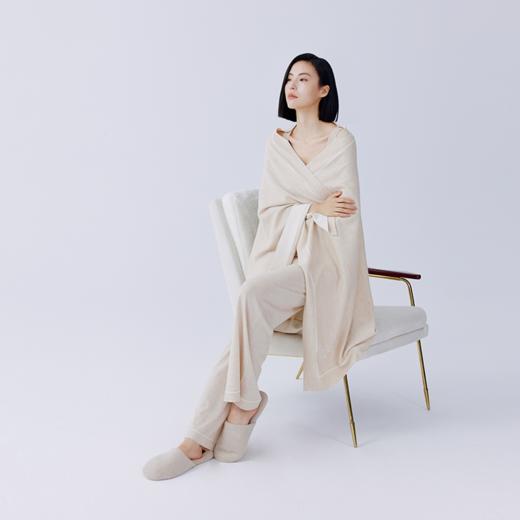 东黎 •山羊绒女士秋冬柔软保暖家用盖毯 4707 商品图1