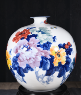 釉下五彩花开富贵石榴瓶