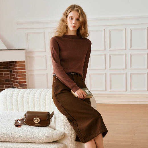 OLrain欧芮儿咖啡色长袖针织衫女秋季2024新款简约丝光羊毛打底衫 商品图3