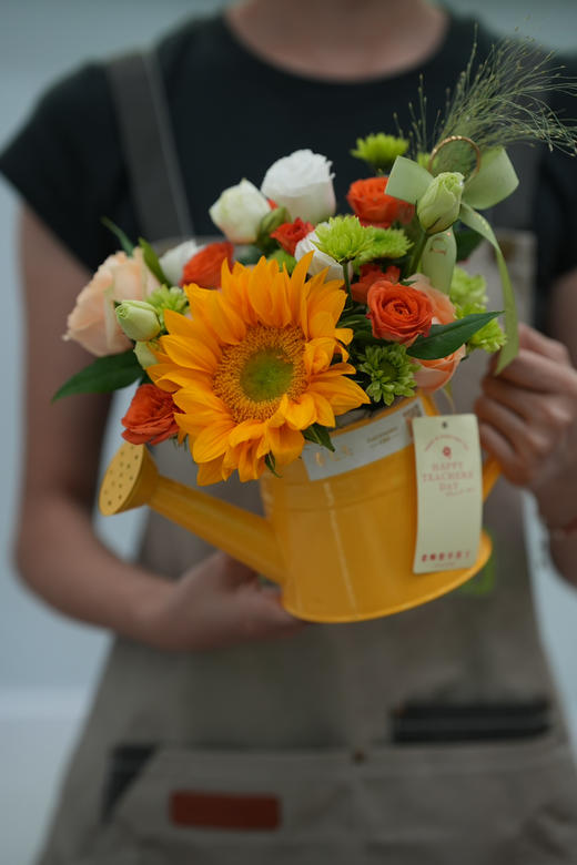 【2025. 教师节花礼】园丁的礼物🎁洒水壶花礼69（现货，下单即可到店自提） 商品图4