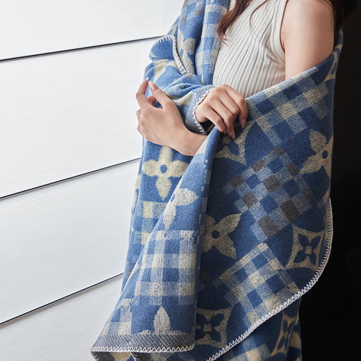 自然醒仿羊绒提花毯维尔缦系列高级慵懒感毛毯秋冬保暖休闲盖毯家用毯子提花加厚午睡办公MT 商品图0