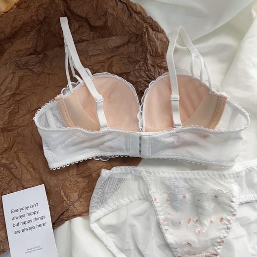 日系性感蕾丝内衣女平胸专用小胸聚拢显大透气点缀小花朵文胸套装 商品图2