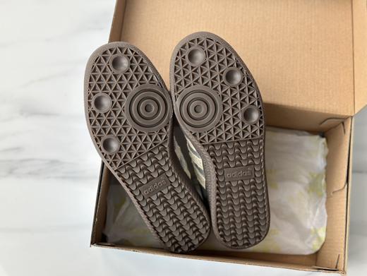 谁能拒绝公主风呢！Adidas originalsSamba OG 莓刻银雾公主芭蕾风低帮板鞋 复古德训太美了！设计感满满 上脚超显瘦 走路不累脚，搭配小裙子 牛仔裤都ok 清爽感十足 商品图7