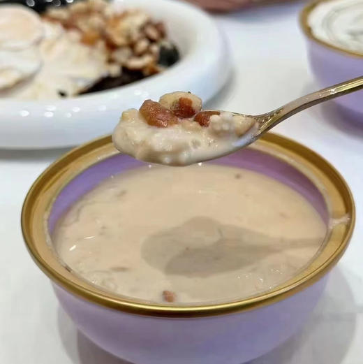 【金装燕窝炖奶💝高定版】女神们爱的0蔗糖燕窝炖奶[色]纯燕窝，鲜牛乳，0添加剂干净的配料表，富含益生元，高定礼盒送人首选 商品图1