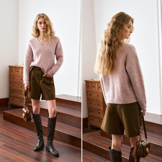 OLrain欧芮儿粉色V领毛衣女秋季2024新款慵懒风通勤宽松套头上衣 商品图1