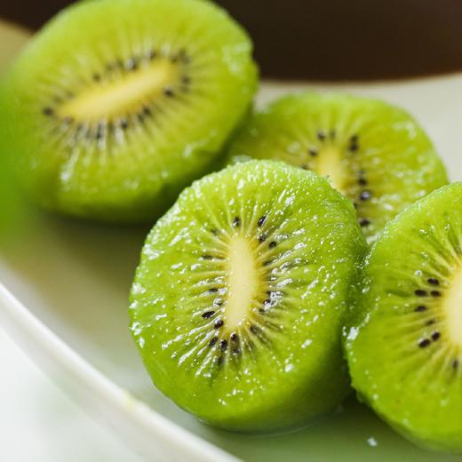 冬日专享石家庄优选仓库速达，风物良食®树上熟·猕猴桃，自然完熟，从果心逐渐向果皮成熟，硬果削皮直接吃，净重3.6斤/16枚大果（单果110-127克） 商品图3