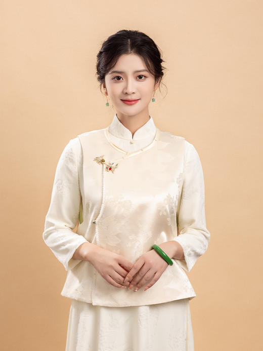 荷言HEYEN 遥听秋水 榴花锦簇暗纹真丝羊毛马甲宋锦包扣 商品图2