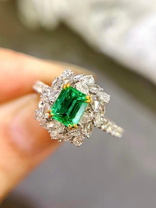 0.8克拉祖母绿戒指 商品图3