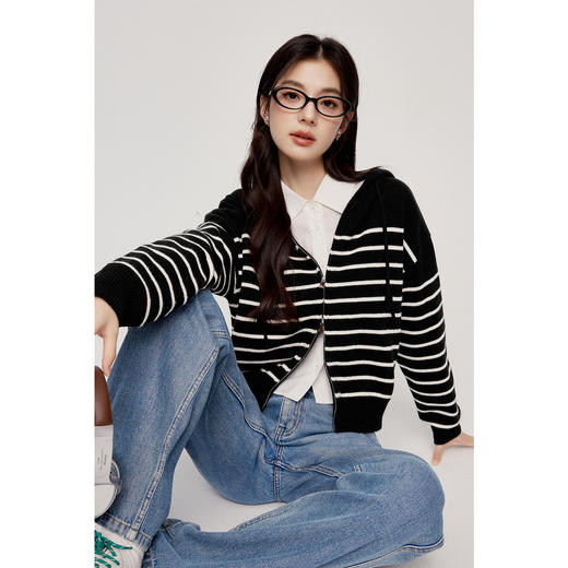 【严选】【心动毛衣】诗凡黎条纹连帽针织开衫24秋新款美丽诺绵羊毛上衣女SF8431301 商品图3