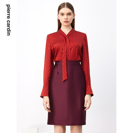 皮尔卡丹女装衬衫秋季时尚暗纹印花通勤飘带领衬衫P3322B3999C0
 商品图0