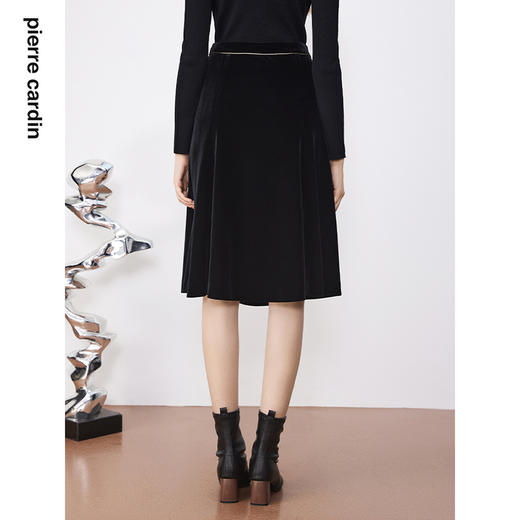 皮尔卡丹女装半身裙春秋黑色丝绒A字版春秋百搭半裙P3320S3993B0
 商品图2