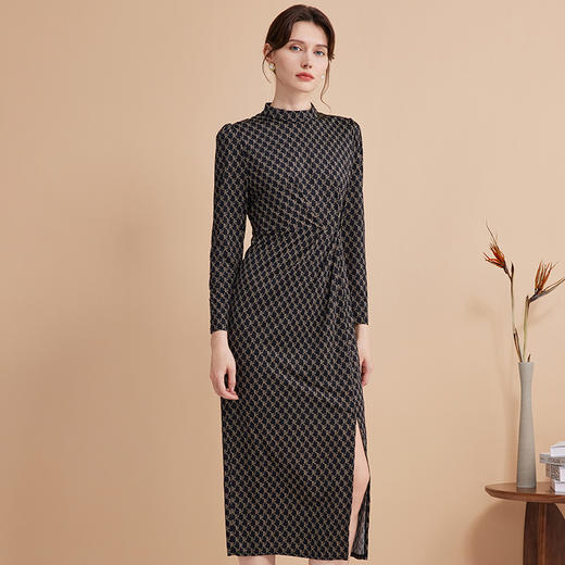 EITIE爱特爱秋季新款优雅显瘦裙摆开叉连衣裙7507242 商品图2