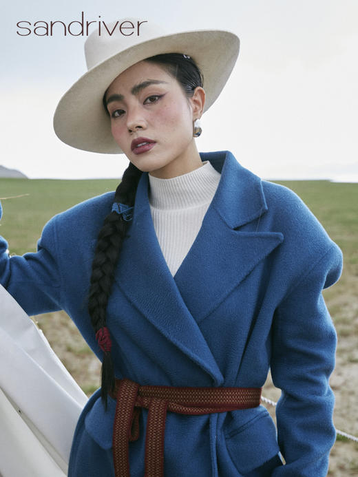 青海女士羊绒水波纹大衣SJF96W392N 商品图1