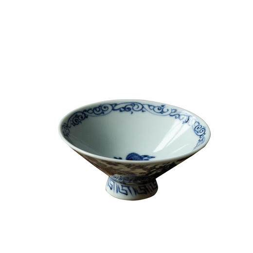 茶香记 景德镇云诗慕古青花回纹鱼藻纹斗笠杯60ml茶杯陶瓷主人杯 商品图4