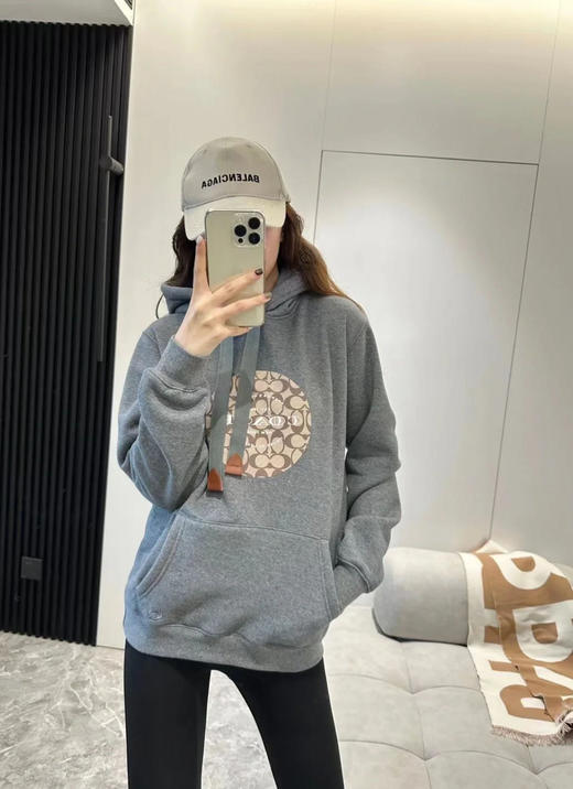 新增老花开衫、短款毛衣~🧨coa*ch热门爆款上线🔥贸易公司渠道❗️超级低价拼手速抢！【27款蔻驰情侣卫衣合集】古力娜扎同款！原价都是1-3k的售价！今天全部换季福利秒❗️ 商品图11