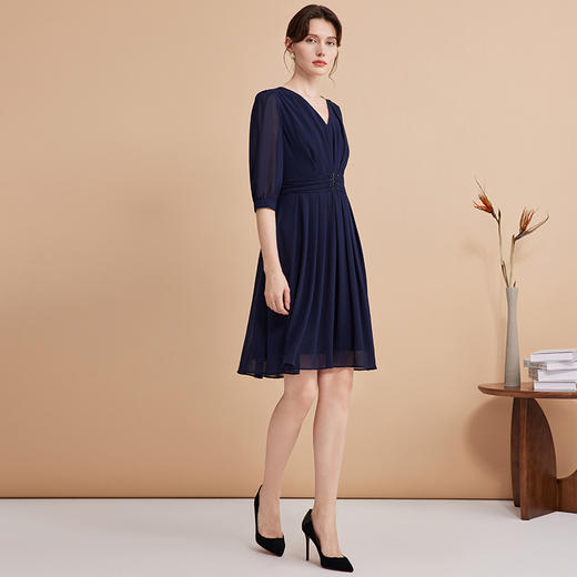 EITIE爱特爱秋季新款薄纱透视五分袖百褶通勤A字裙摆连衣裙7507241 商品图1