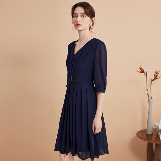 EITIE爱特爱秋季新款薄纱透视五分袖百褶通勤A字裙摆连衣裙7507241 商品图2