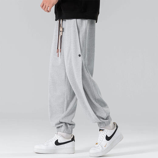 【新款DSL】大依优型大码男装束脚休闲运动裤加肥加大男裤潮流韩版卫裤 商品图3