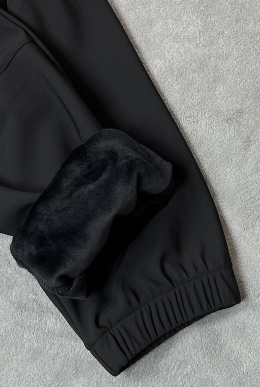 鸟 2024秋季新款 男士 加绒立体舒适刺绣小标拼接软壳休闲长裤 Z-11955 商品图10