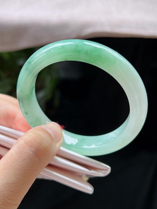 53圈口翡翠手镯 商品图3