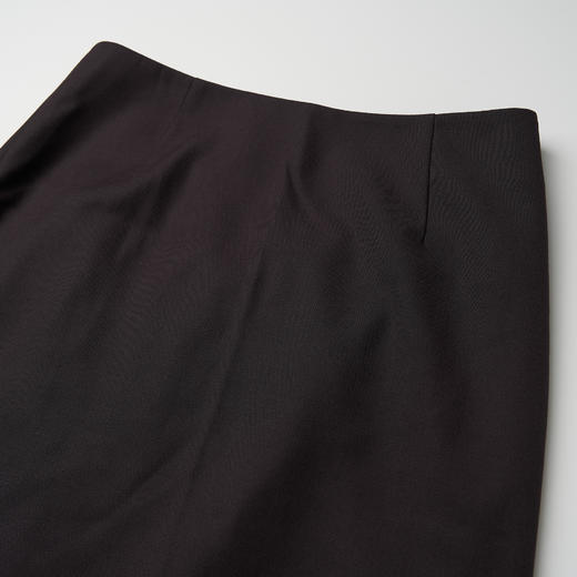 ROMI STUDIO “率性从容” 羊毛混纺肤感后开叉直身H型半裙431X3086 商品图2