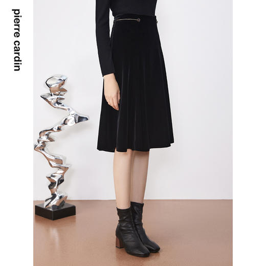 皮尔卡丹女装半身裙春秋黑色丝绒A字版春秋百搭半裙P3320S3993B0
 商品图4