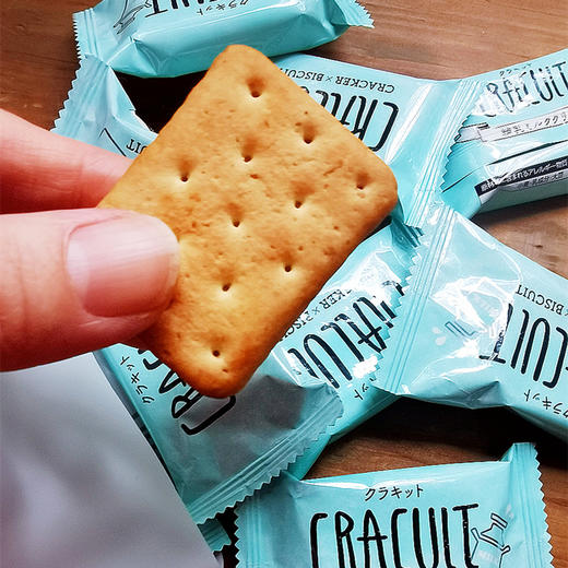 宝制果 花生&炼乳奶油味夹心饼干 100g 商品图3