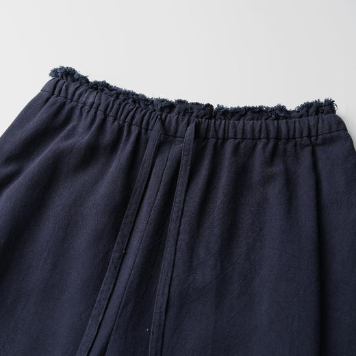 ROMI STUDIO“自我诠释”毛边腰口洗水磨毛拼接直筒休闲裤 421K7056 商品图2