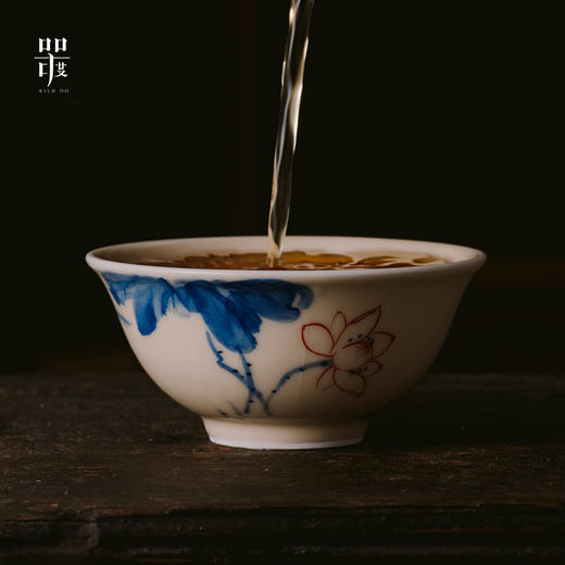 问鼎器度汝窑鹅黄青花天香杯（石榴鸟）（鱼戏荷花）（缺货） 商品图2